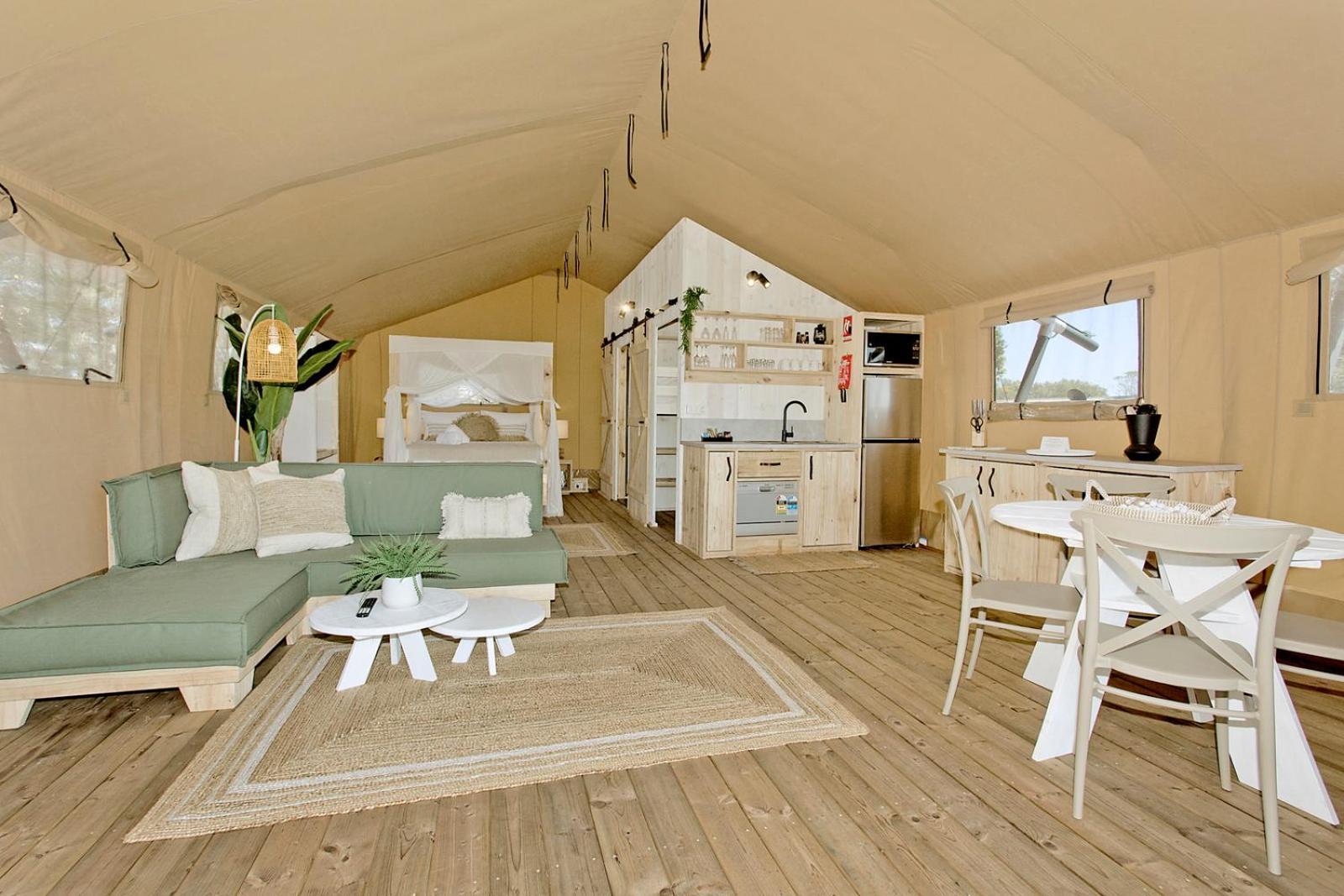 Ingenia Holidays Bonny Hills Exteriör bild